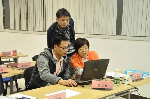 “全新装备，扬帆起航”皇家空调变风量智能风口培训