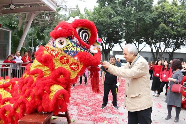 皇家空调丨2019，开工大吉 醒狮迎瑞年